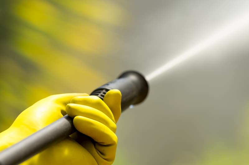 Why Commercial Pressure Washing Is Worth It