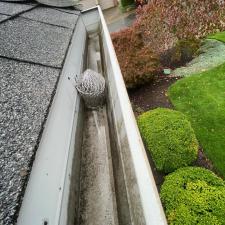 Gutter-Cleaning-by-Puddles-Pressure-Washing-in-Vancouver-WA- 3